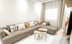 Lyana Home